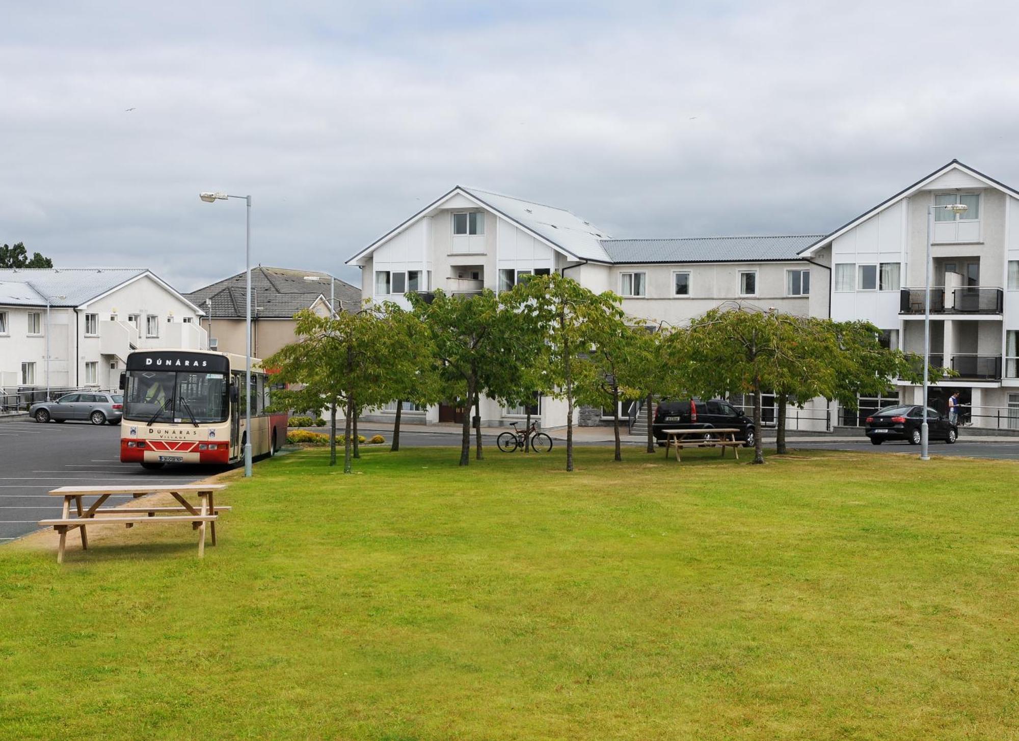 Dunaras Holiday Village Galway Exterior photo