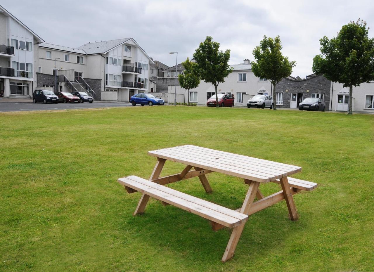 Dunaras Holiday Village Galway Exterior photo